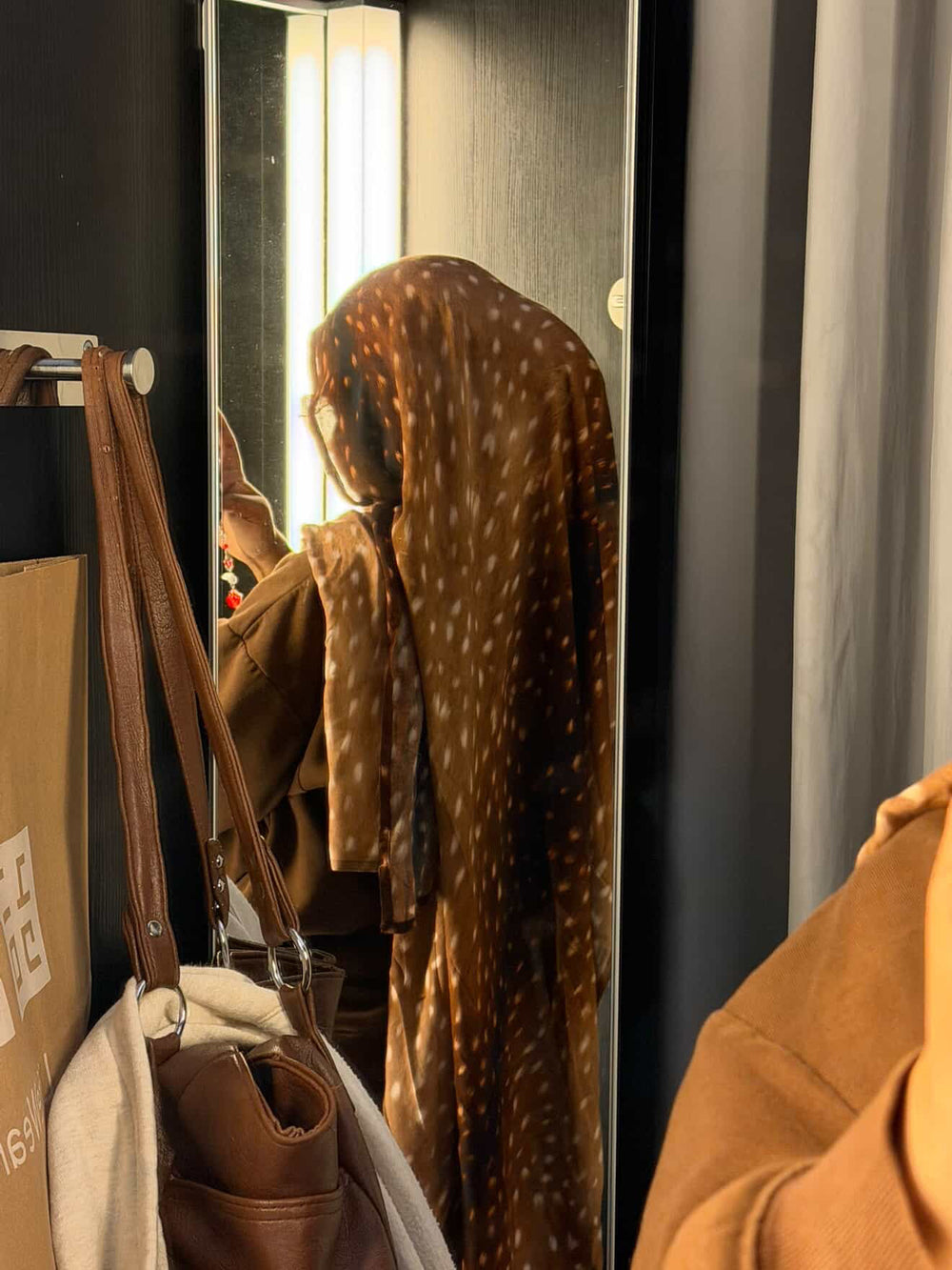 <p>Worn with Love. Shared with Grace.</p>