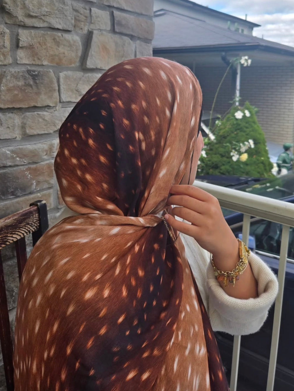 <p>Worn with Love. Shared with Grace.</p>